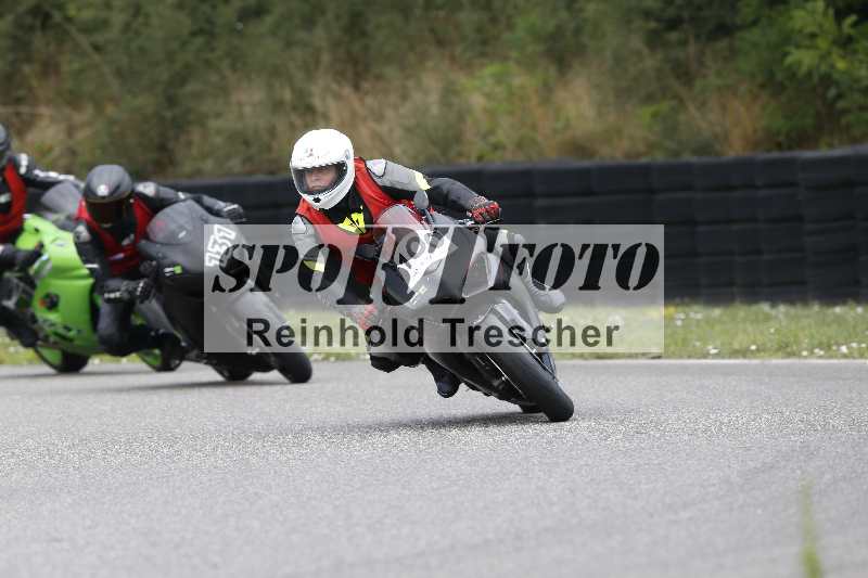 /34 25.07.2025 Speer Racing ADR/RC Girls Camp/100